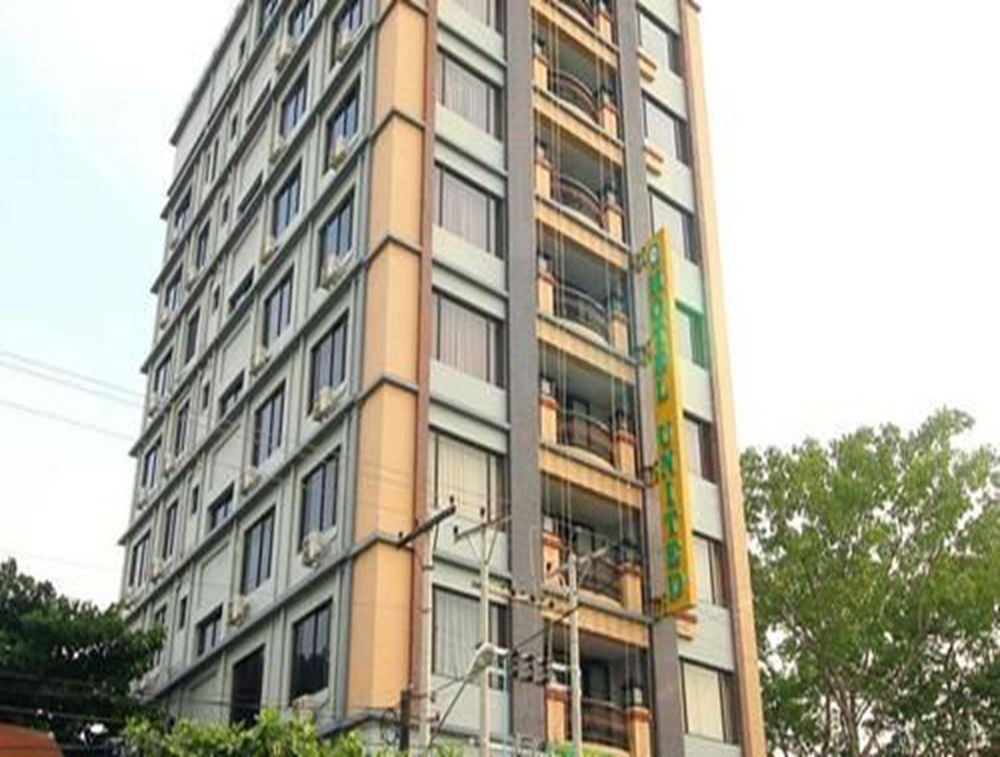 Hotel United Mandalay Exterior foto