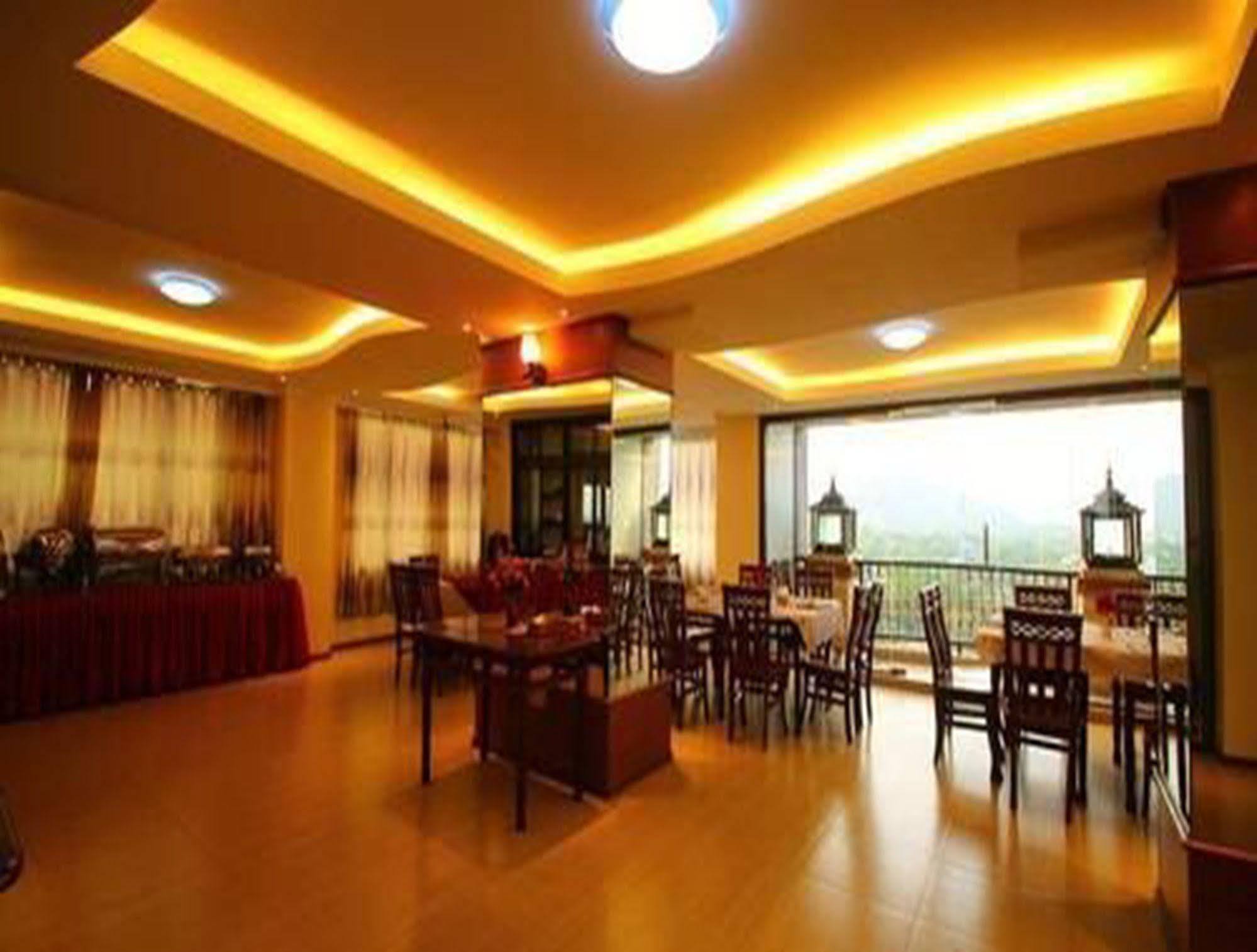 Hotel United Mandalay Exterior foto